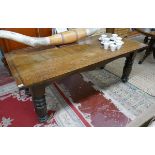 Victorian oak plank top table - Approx. L: 188cm W: 82cm H: 72cm