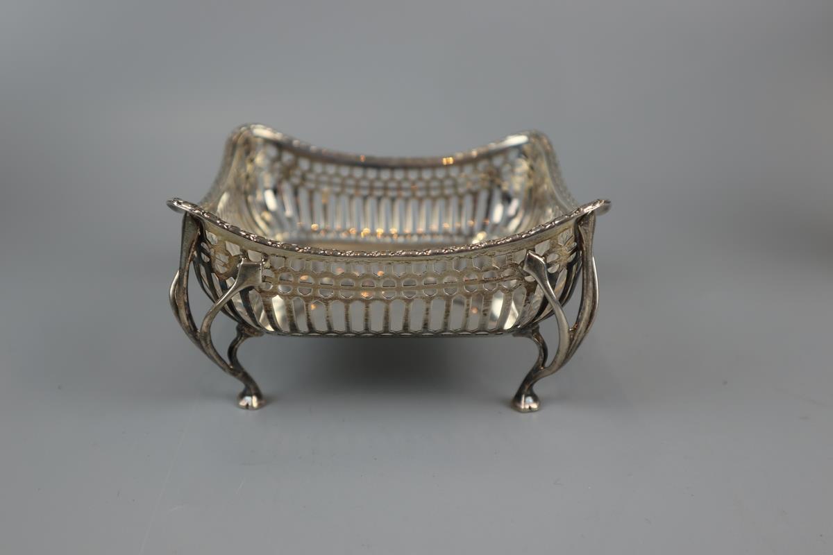 Hallmarked pierced silver bowl - Approx 132g - Image 2 of 4