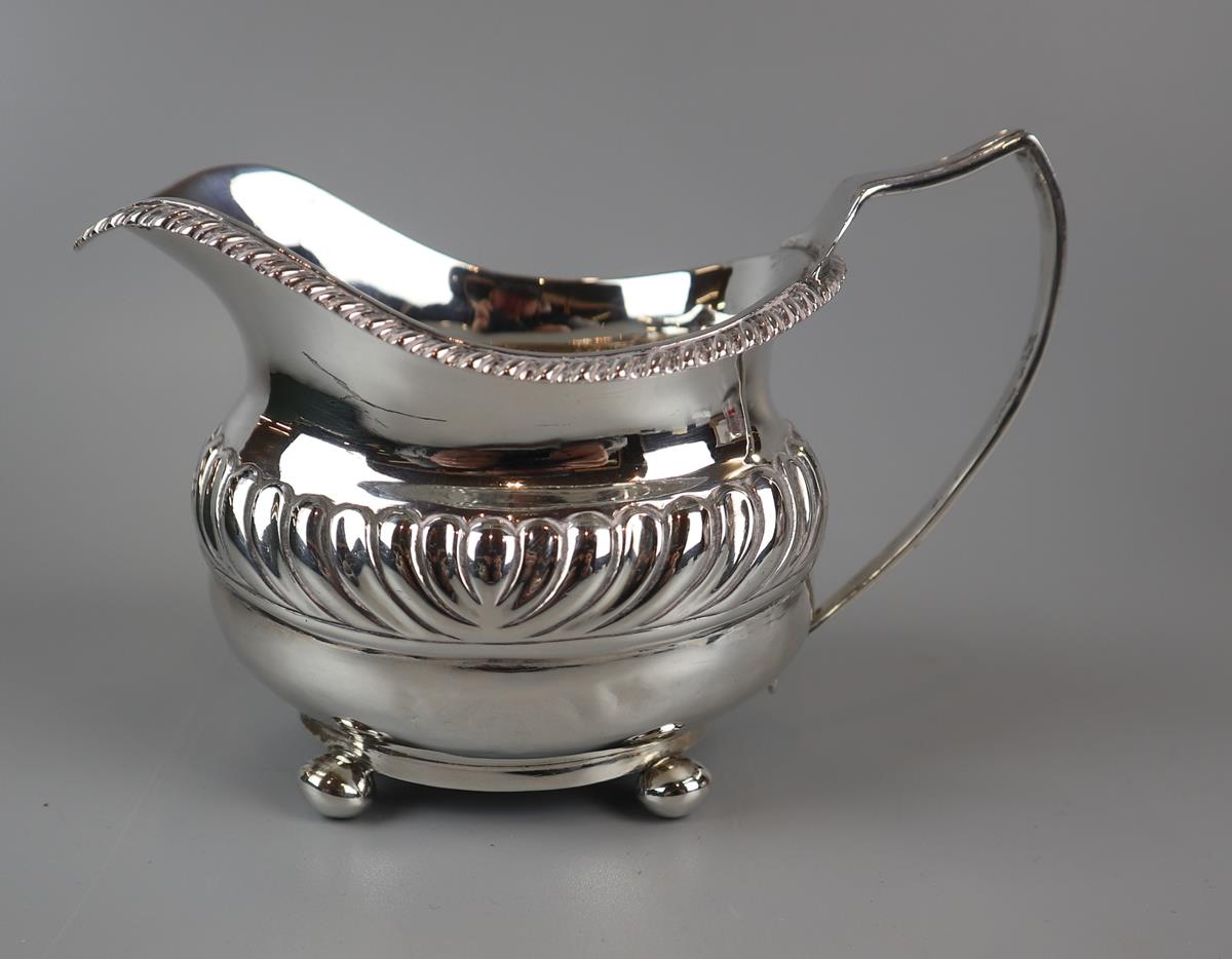 Hallmarked silver sauceboat - Approx 126g - Image 4 of 6