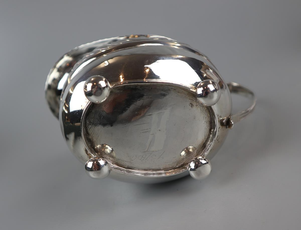 Hallmarked silver sauceboat - Approx 126g - Image 6 of 6