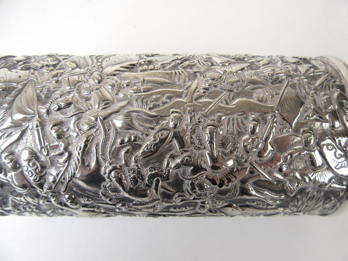 A Chinese export white metal container of cylindrical form, - Image 4 of 5