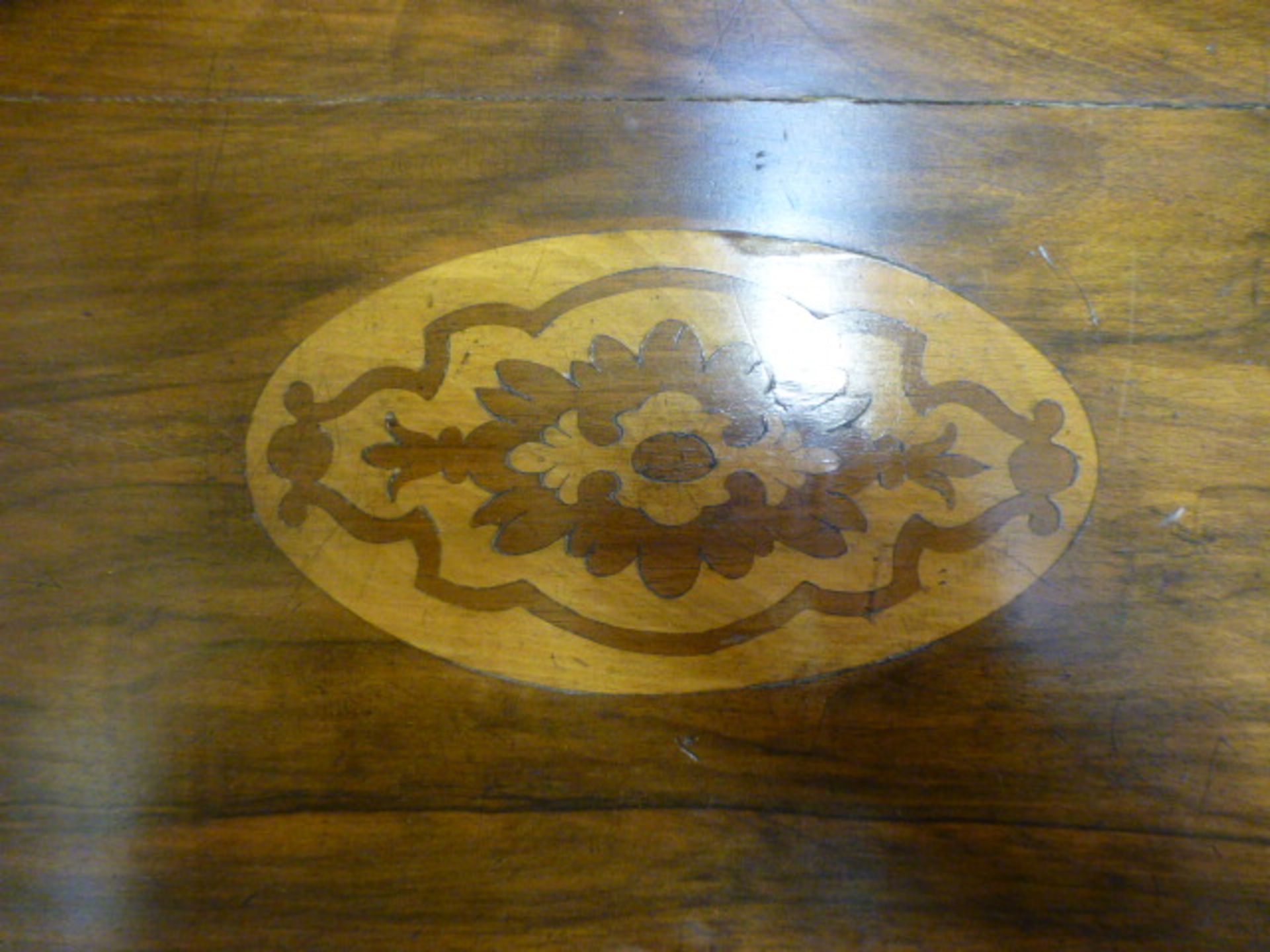 A Victorian mahogany inlaid hall table with bobbin supports - Image 2 of 2