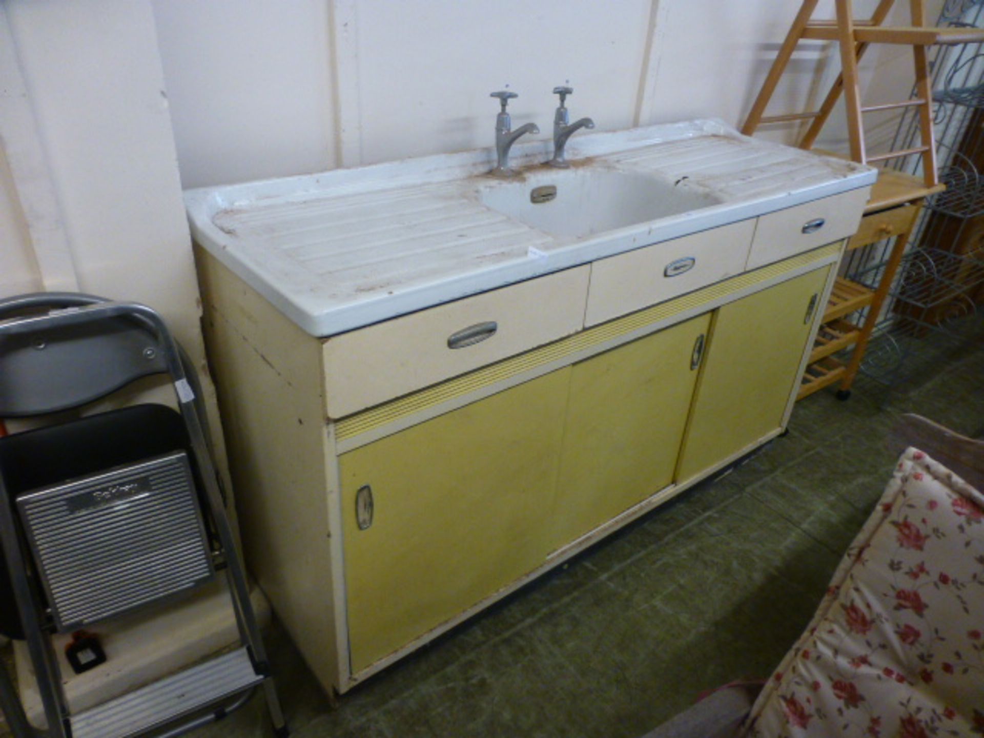 A mid 20th century Hygena enamelled sink unit