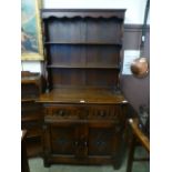 An oak dresser,