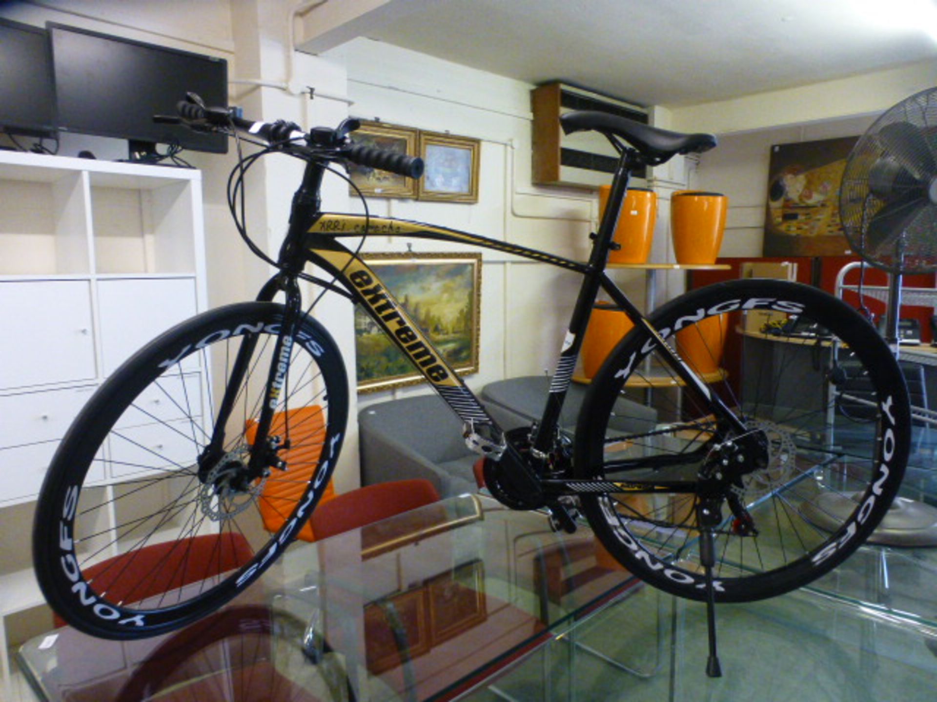 An unused Extreme XRRI Camacho bike in black CONDITION REPORT: Bike may required