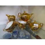 A Bavarian gilt tea set