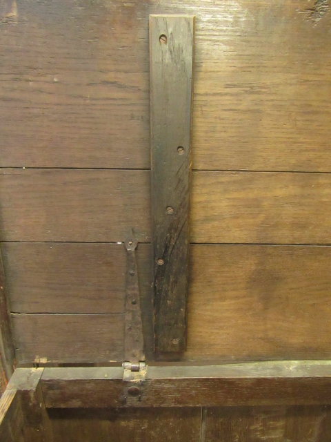 An early 18th century oak coffer, - Image 4 of 10