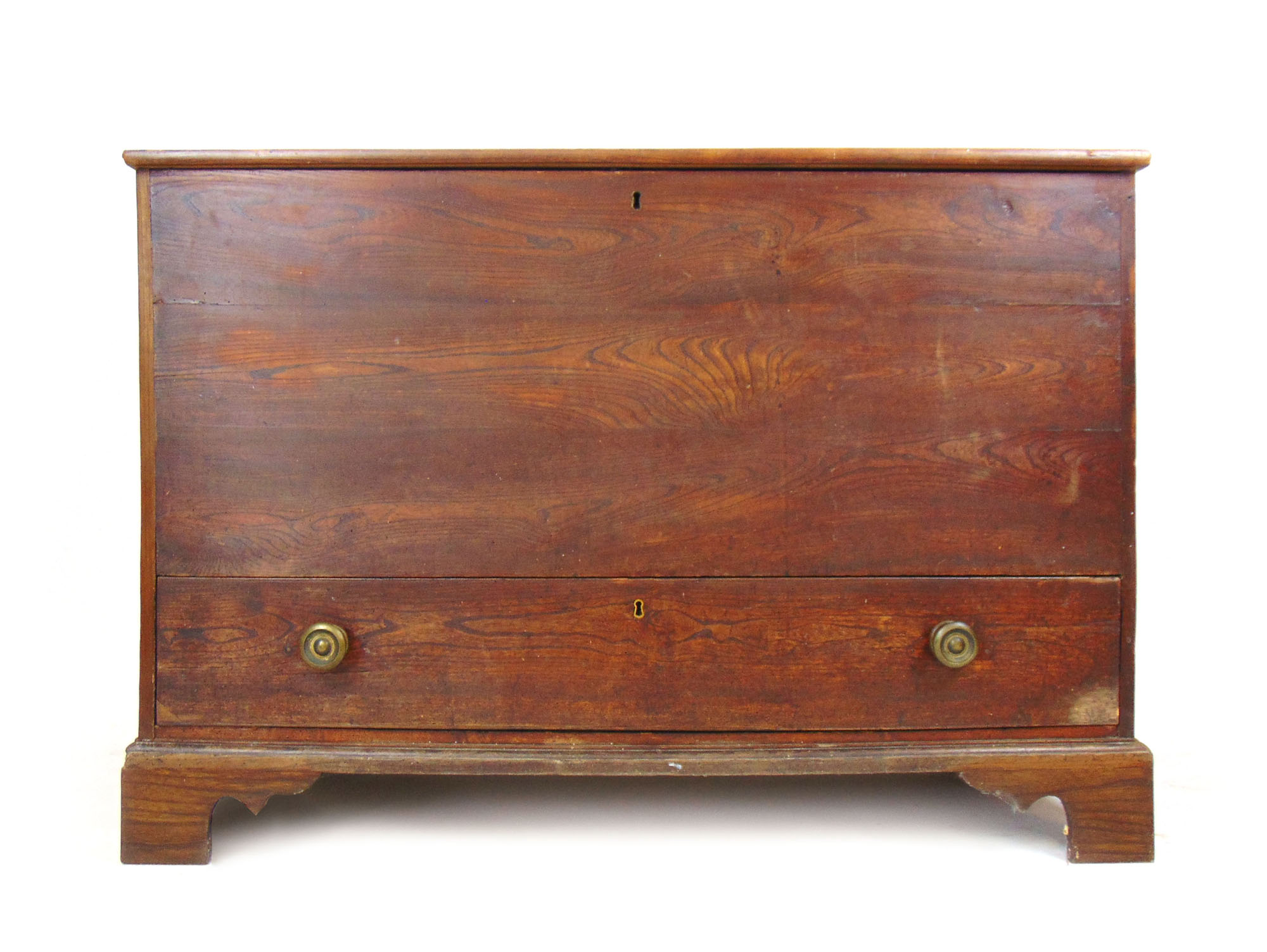 An 18th century elm mule chest,