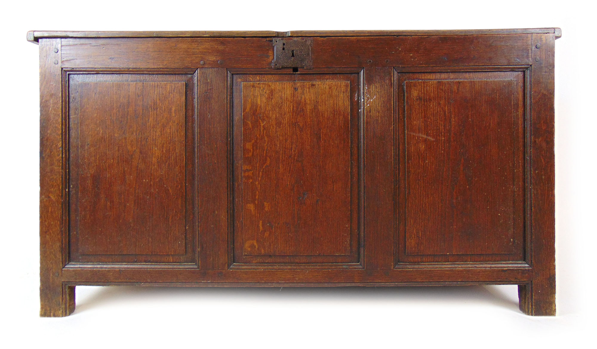 An early 18th century oak coffer,