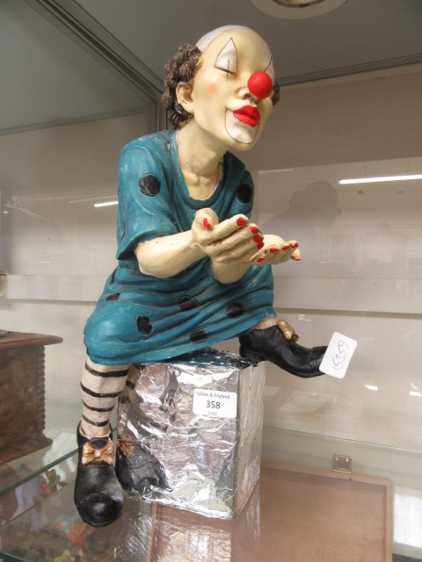 A molded model of a clown