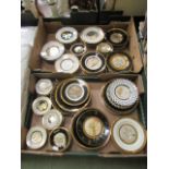 Two trays of 24ct Chokin ware plates etc.