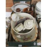 A tray of ceramic ware to include wash bowl, slop bucket, meat plate, water jugs etc.