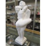 A plaster model of lovers