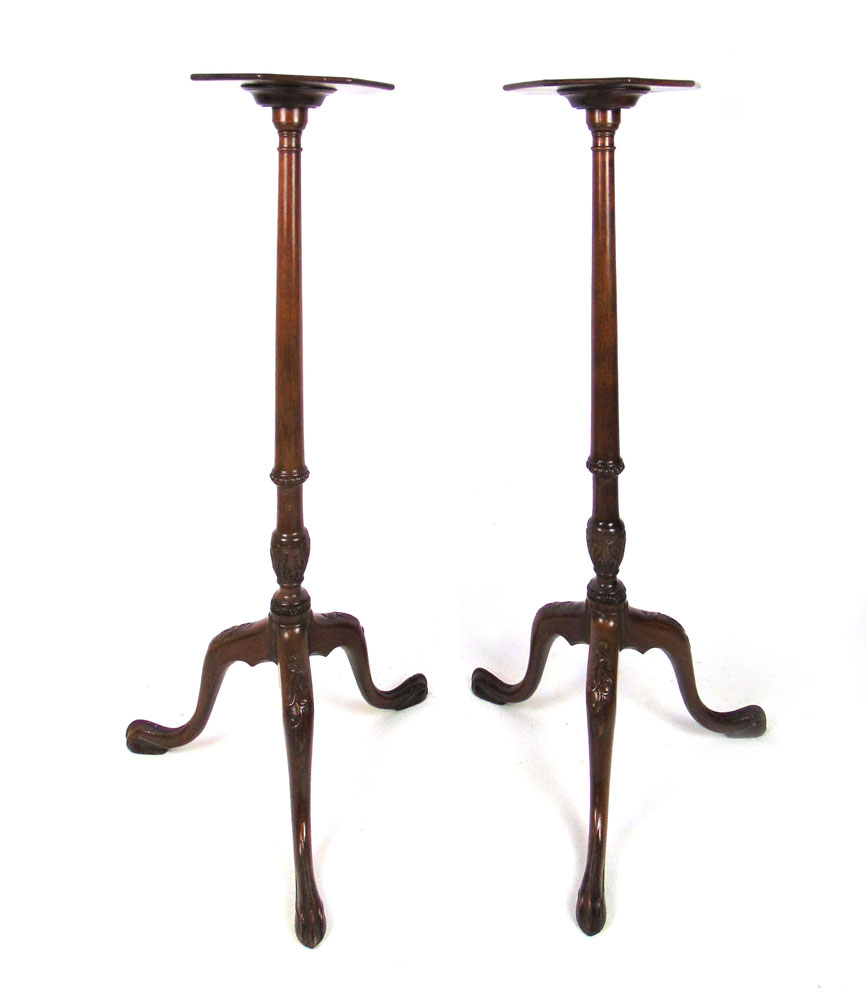 A pair of antique 18th century style mahogany and banded torchere's, - Image 2 of 2