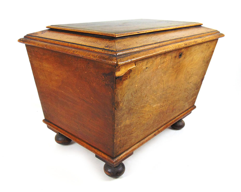 An early 19th century mahogany cellaret of sarcophagus form, - Image 2 of 2