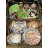 Two trays of ceramic ware to include leaf design, blue and white,
