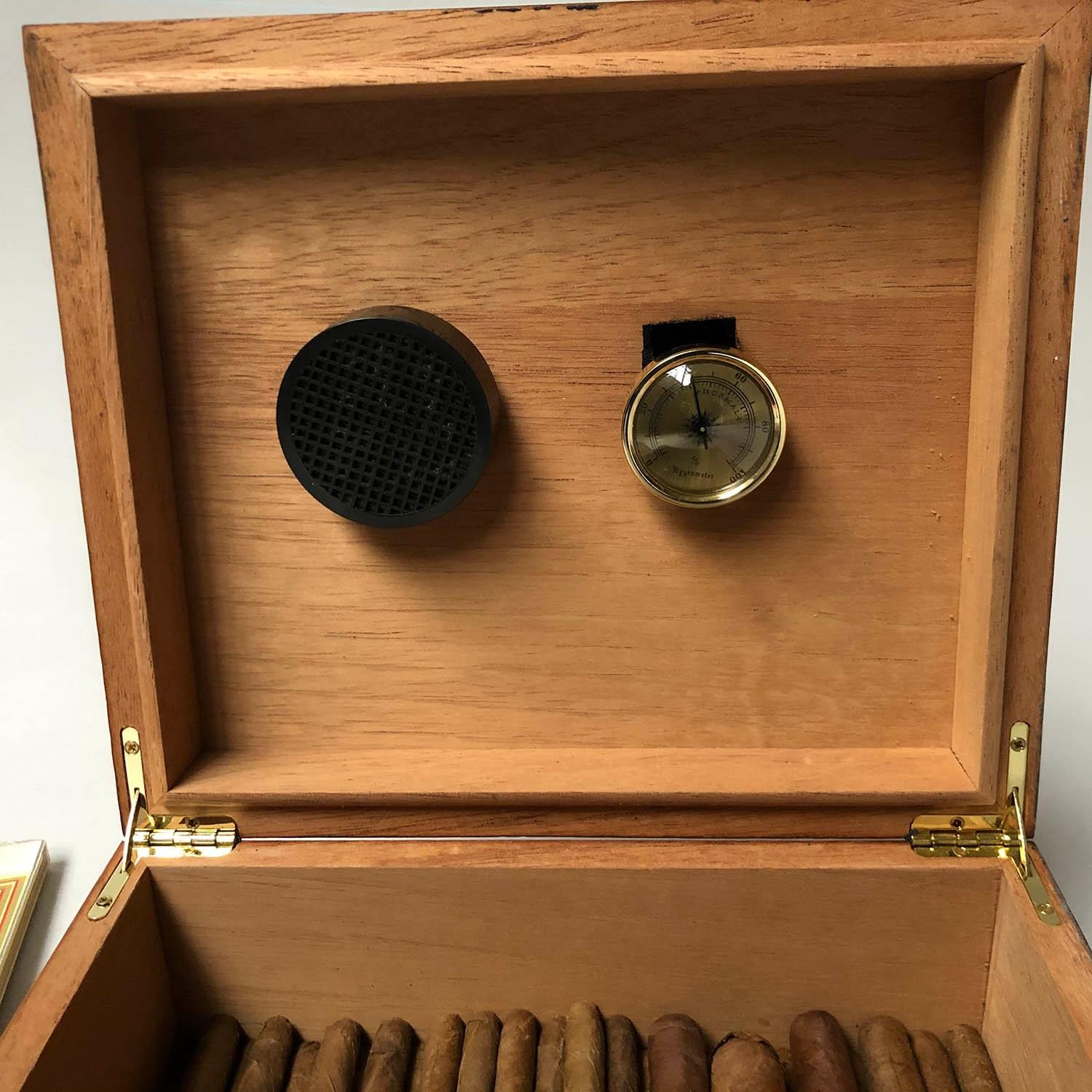 HUMIDOR, burr walnut cased together with a quantity of cigars, 26cm x 22cm x 12cm. - Image 3 of 5