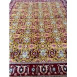 FINE QASHQAI CARPET, 243cm x 182cm.