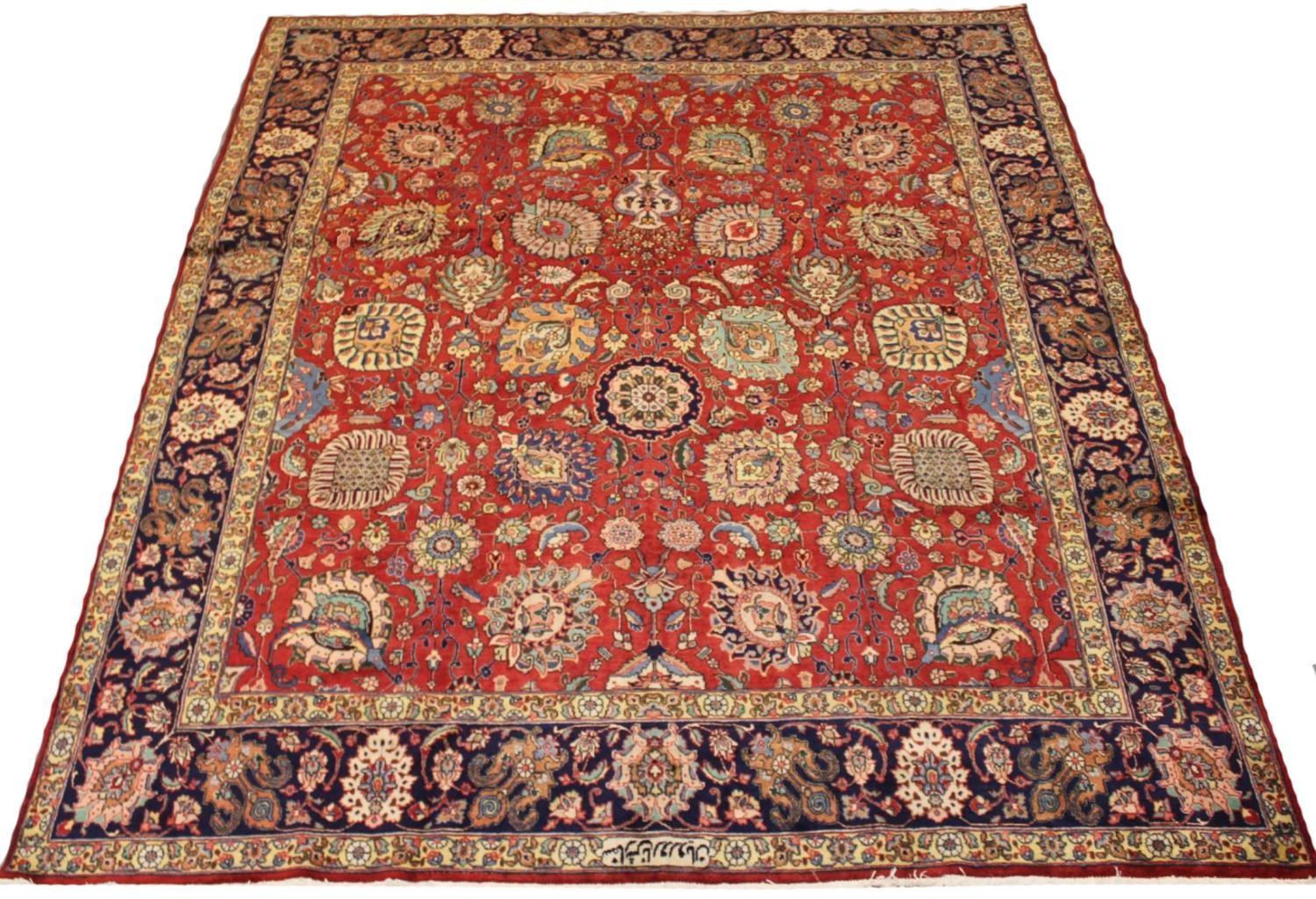 FINE PERSIAN BENIAN DESIGN TABRIZ CARPET, 355cm x 285cm, all over design. (signed)