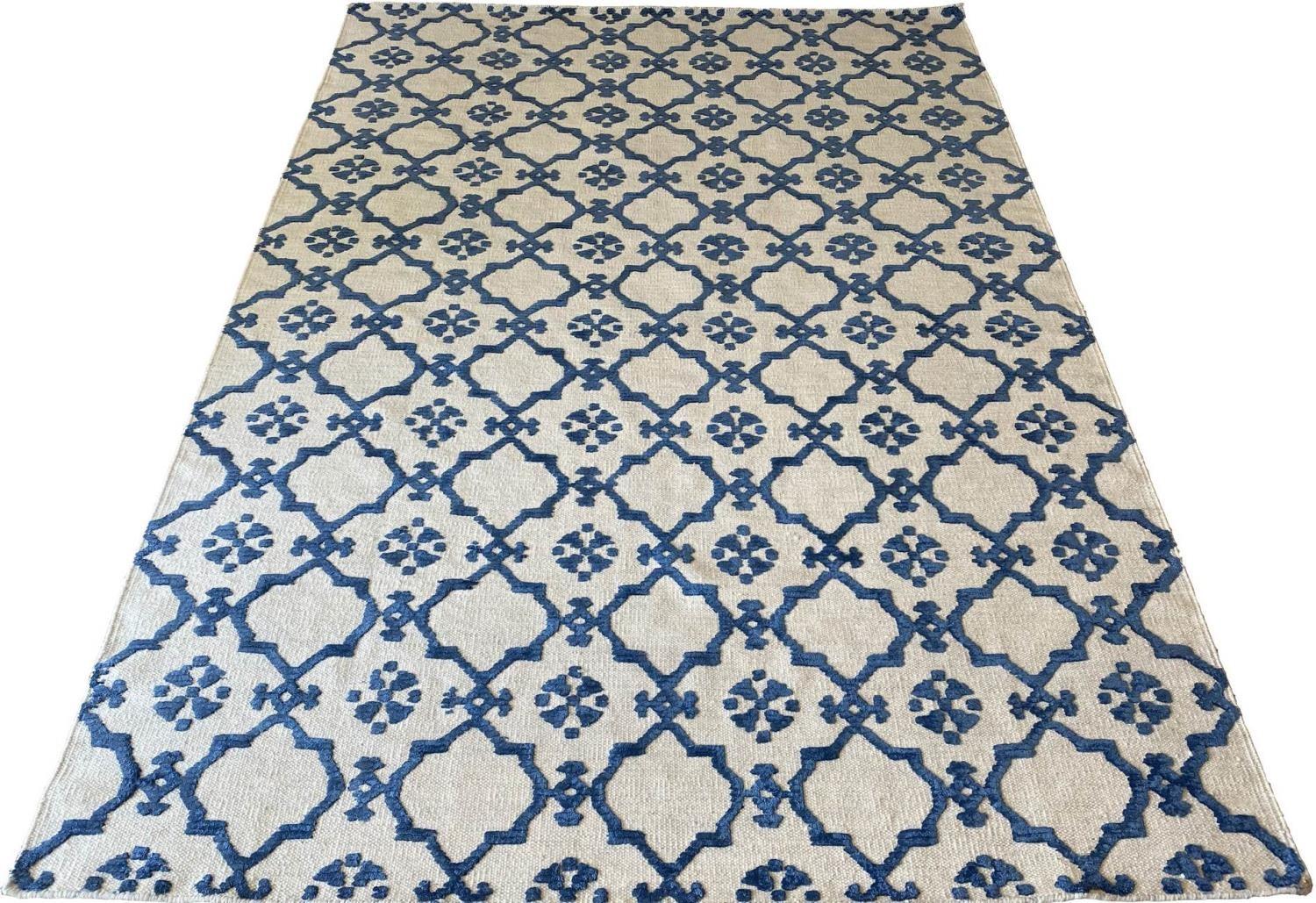 CONTEMPORARY SILK AND WOOL CARPET, 300cm x 200cm, Moroccan lattice design.