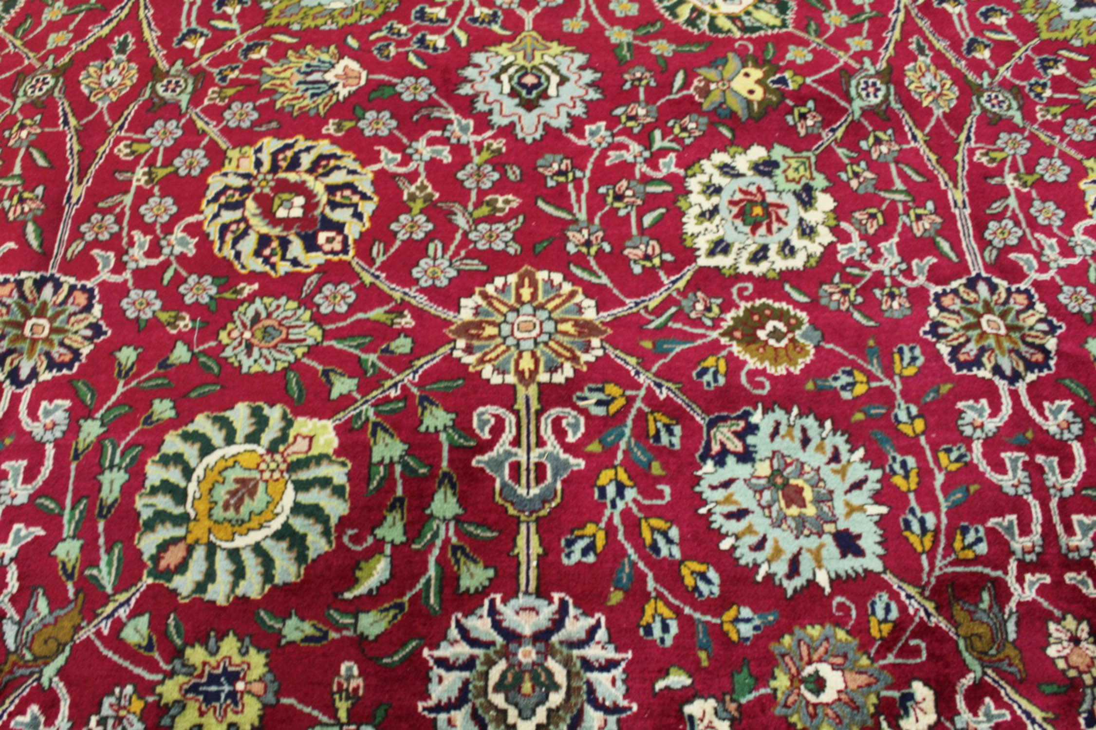 FINE PERSIAN TABRIZ CARPET, 440cm x 350cm, all over shah abbas palmette design. - Image 4 of 9