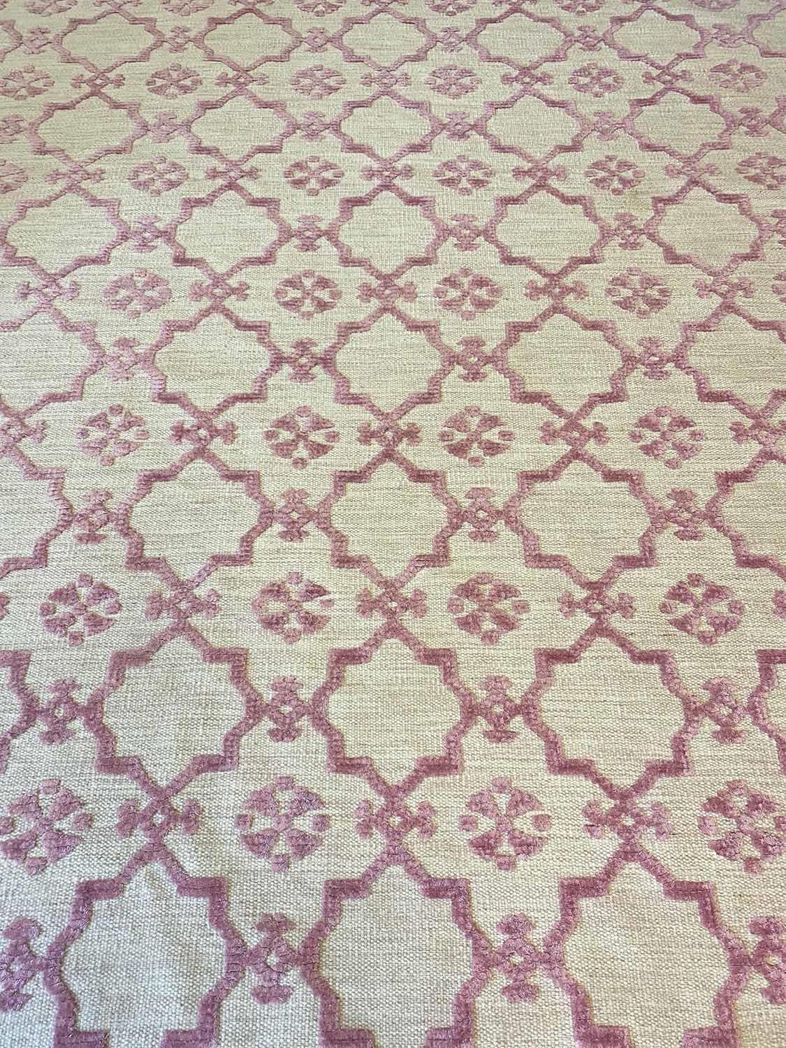 CONTEMPORARY SILK AND WOOL CARPET, 300cm x 200cm, Moroccan lattice design. - Image 2 of 3