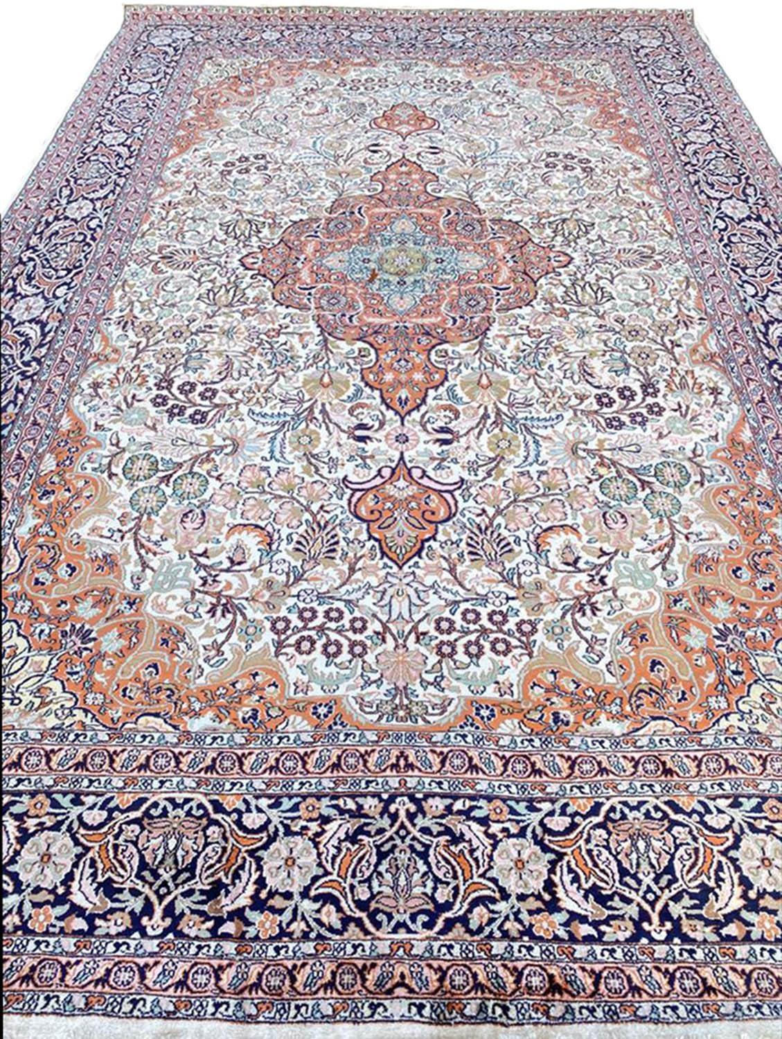 FINE PURE SILK TEHRAN DESIGN CARPET, 280cm x 175cm.