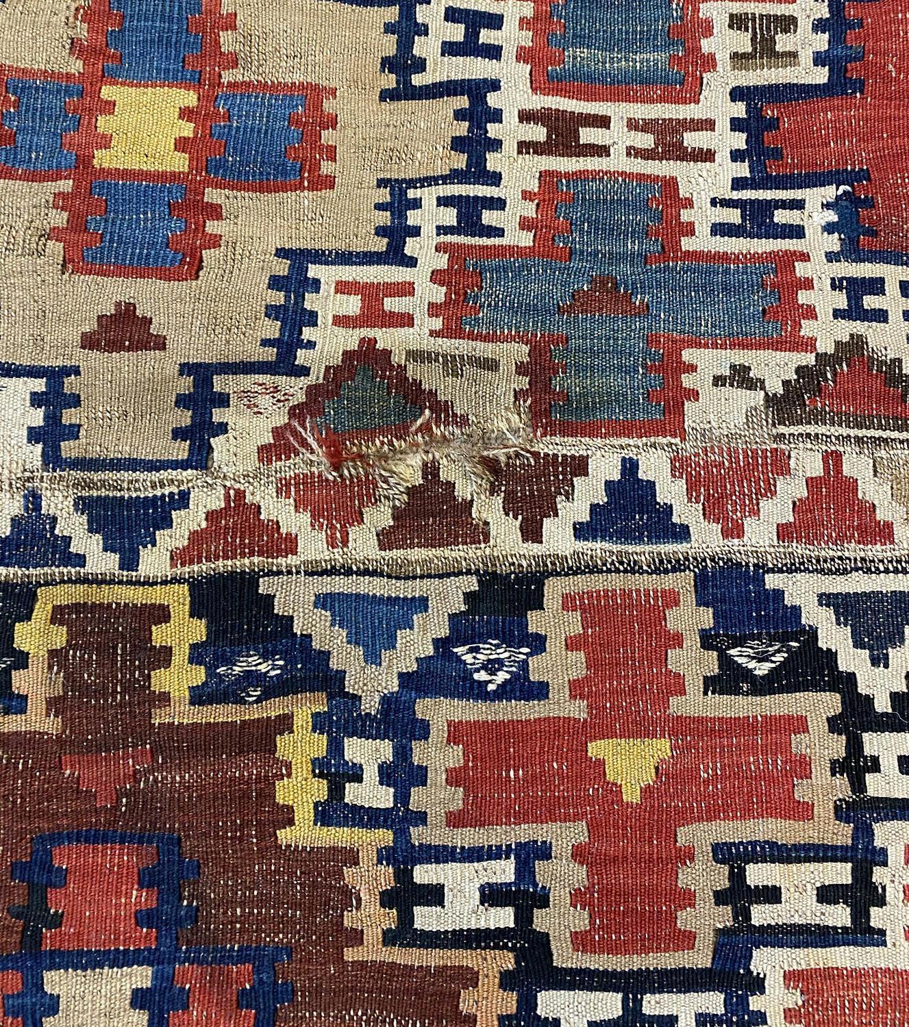 ANTIQUE SHIRVAN KILIM, 310cm x 180cm. - Image 2 of 4