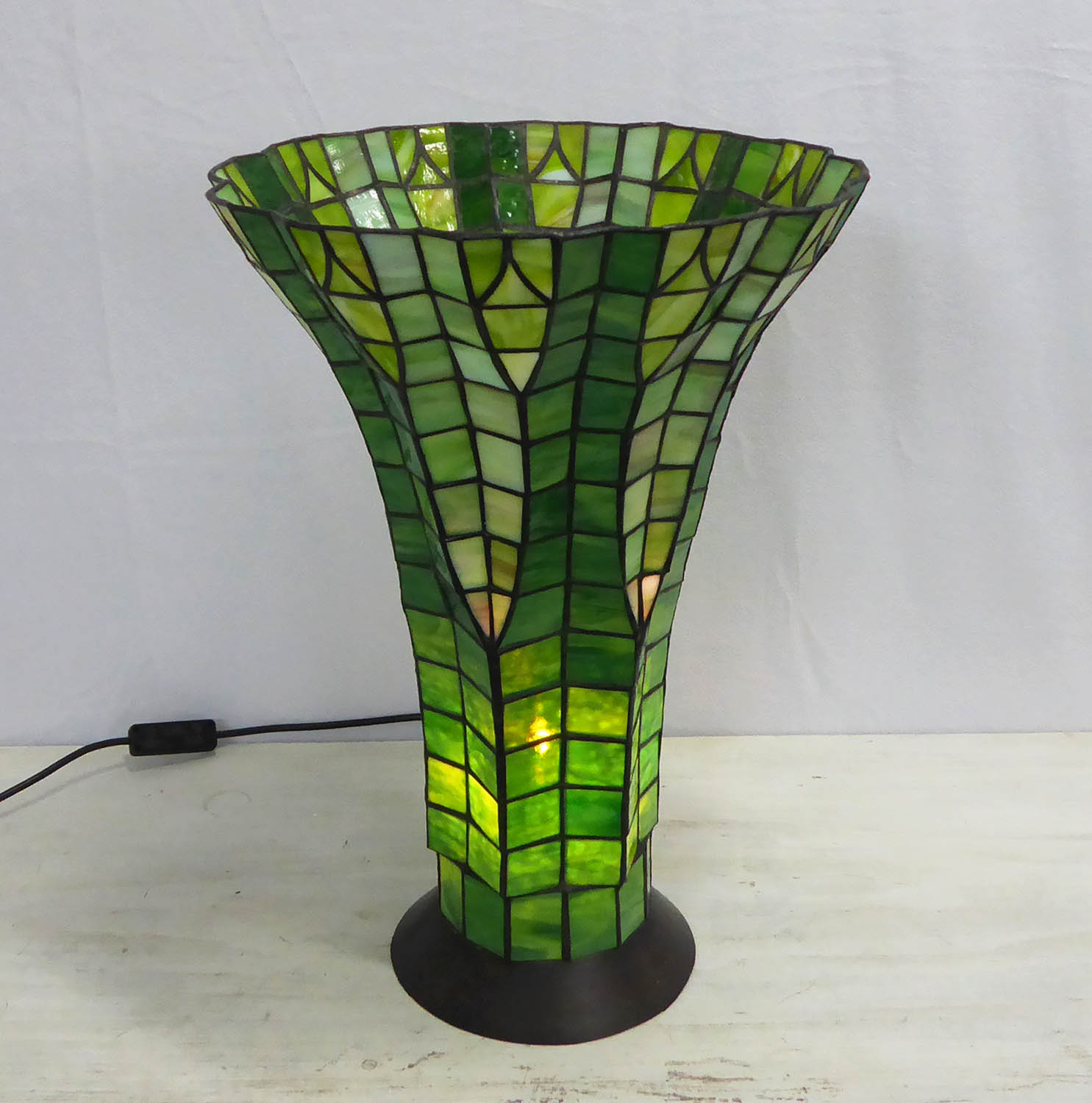TIFFANY STYLE TABLE LAMP, 49cm H. - Image 8 of 13