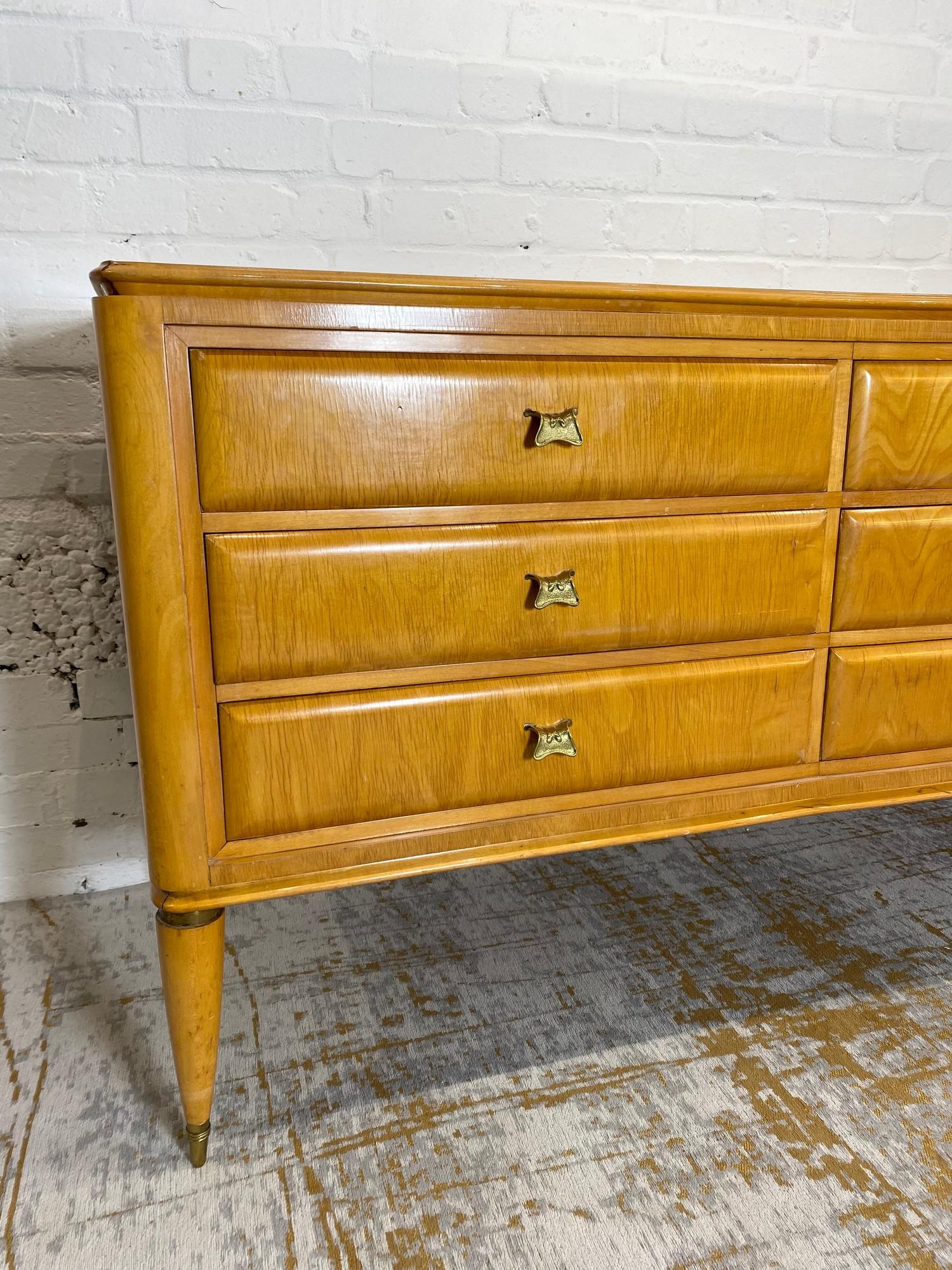 MANNER OF PAOLO BUFFA SIDEBOARD, 1950's Italian, with an arrangement of nine drawers and a leaf - Image 5 of 9