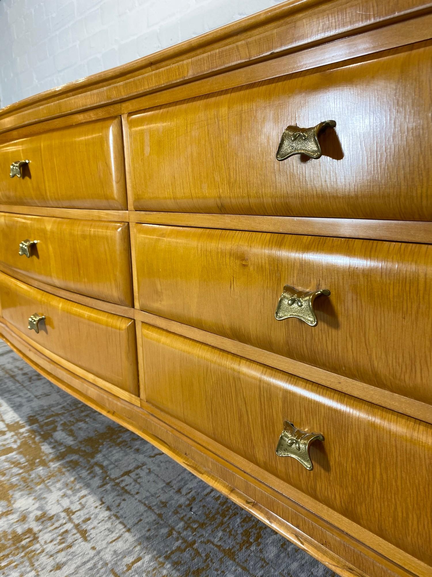 MANNER OF PAOLO BUFFA SIDEBOARD, 1950's Italian, with an arrangement of nine drawers and a leaf - Image 9 of 9