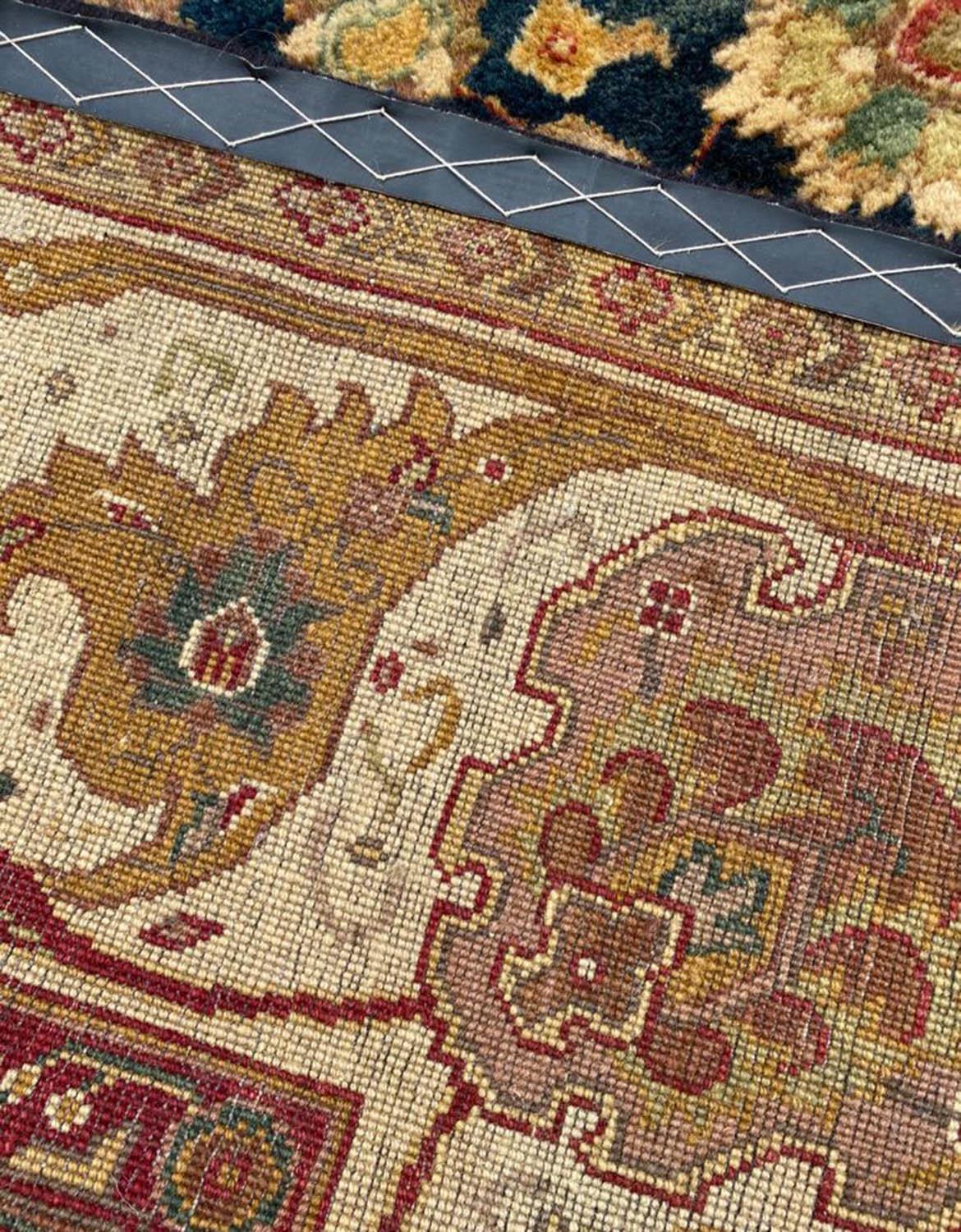 FINE AGRA CARPET, 280cm x 185cm. - Image 3 of 3