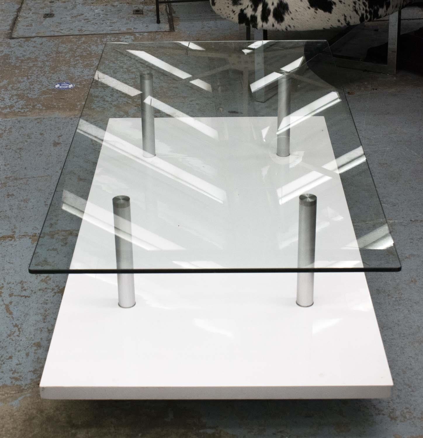 COCKTAIL TABLE, 40cm x 140cm x 70cm, glass top, white lacquered base. - Image 2 of 4