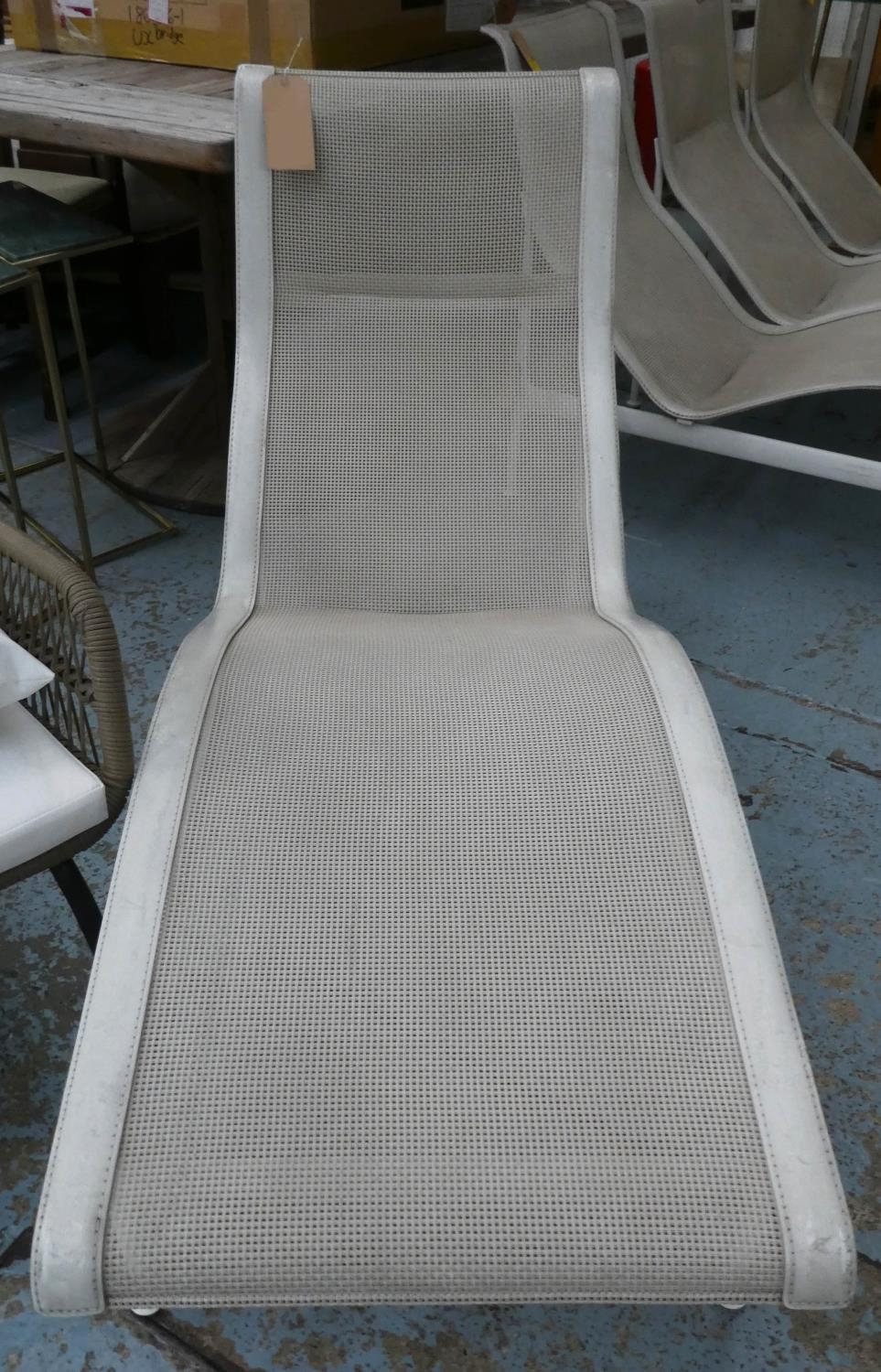 AFTER RICHARD SCHULTZ CONTOUR STYLE CHAISE, 145cm x 61cm x 87cm. - Image 3 of 6