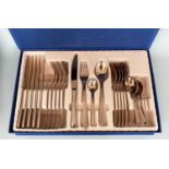 CUTLERY SETS, a pair, 42cm x 6cm x 26cm, boxed, gilt metal plated. (2)