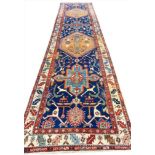 ANTIQUE HERIZ SERAPI RUNNER, 450cm x 100cm.