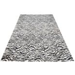 THE RUG COMPANY CARPET, 310cm x 215cm