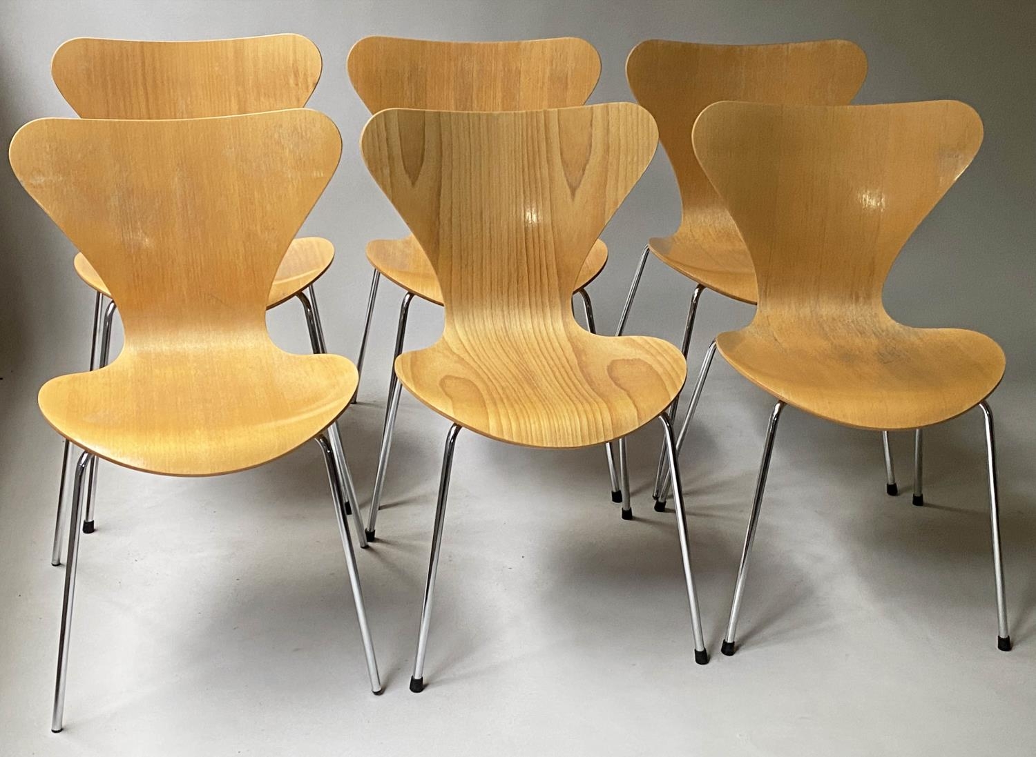 FRITZ HANSEN SERIES 7 DINING CHAIRS, a set of six, by Arne Jacobsen, bentwood and stacking (