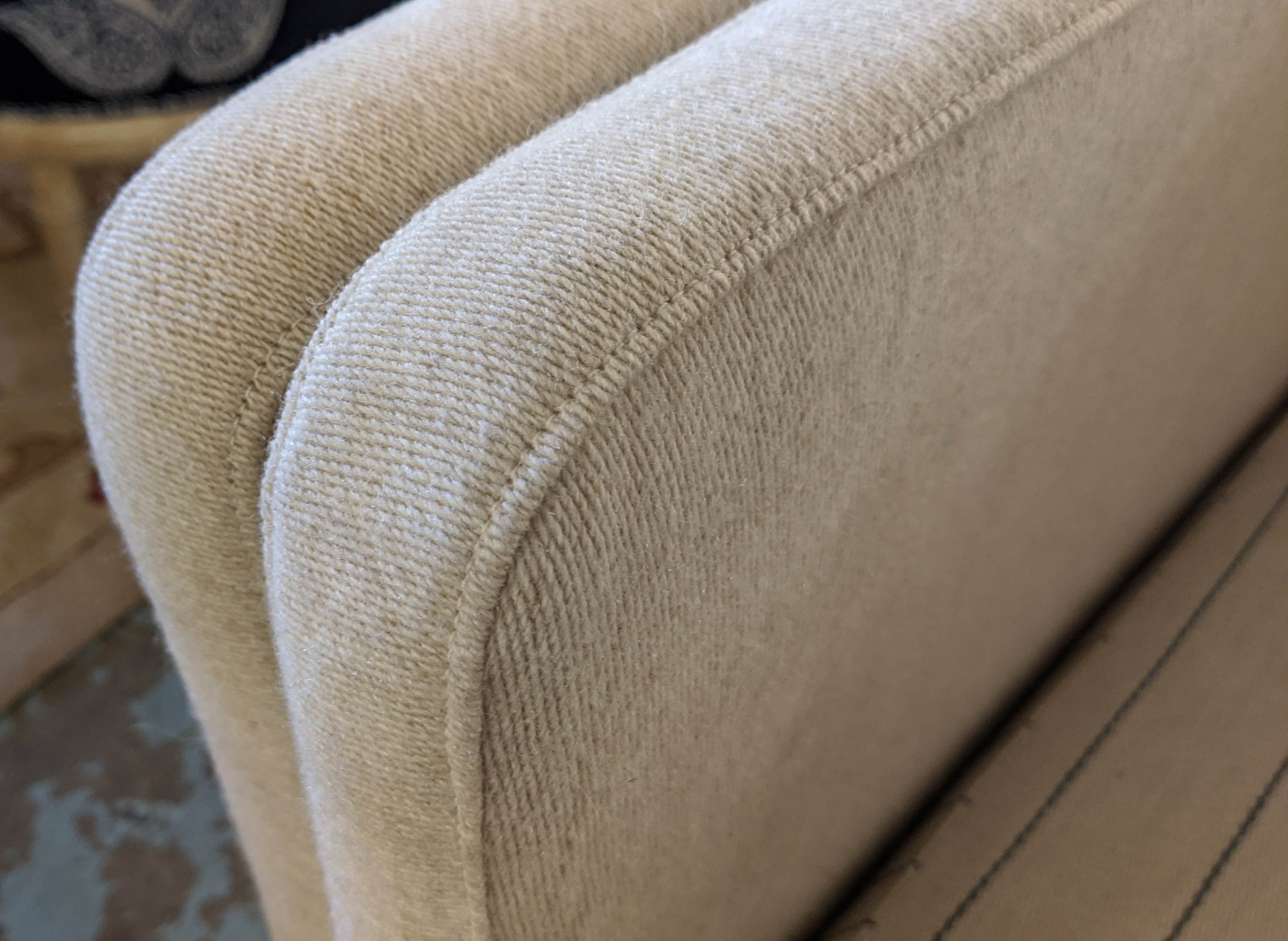 SOFA, 224cm striped upholstery. (fabric needs cleaning) - Image 4 of 4