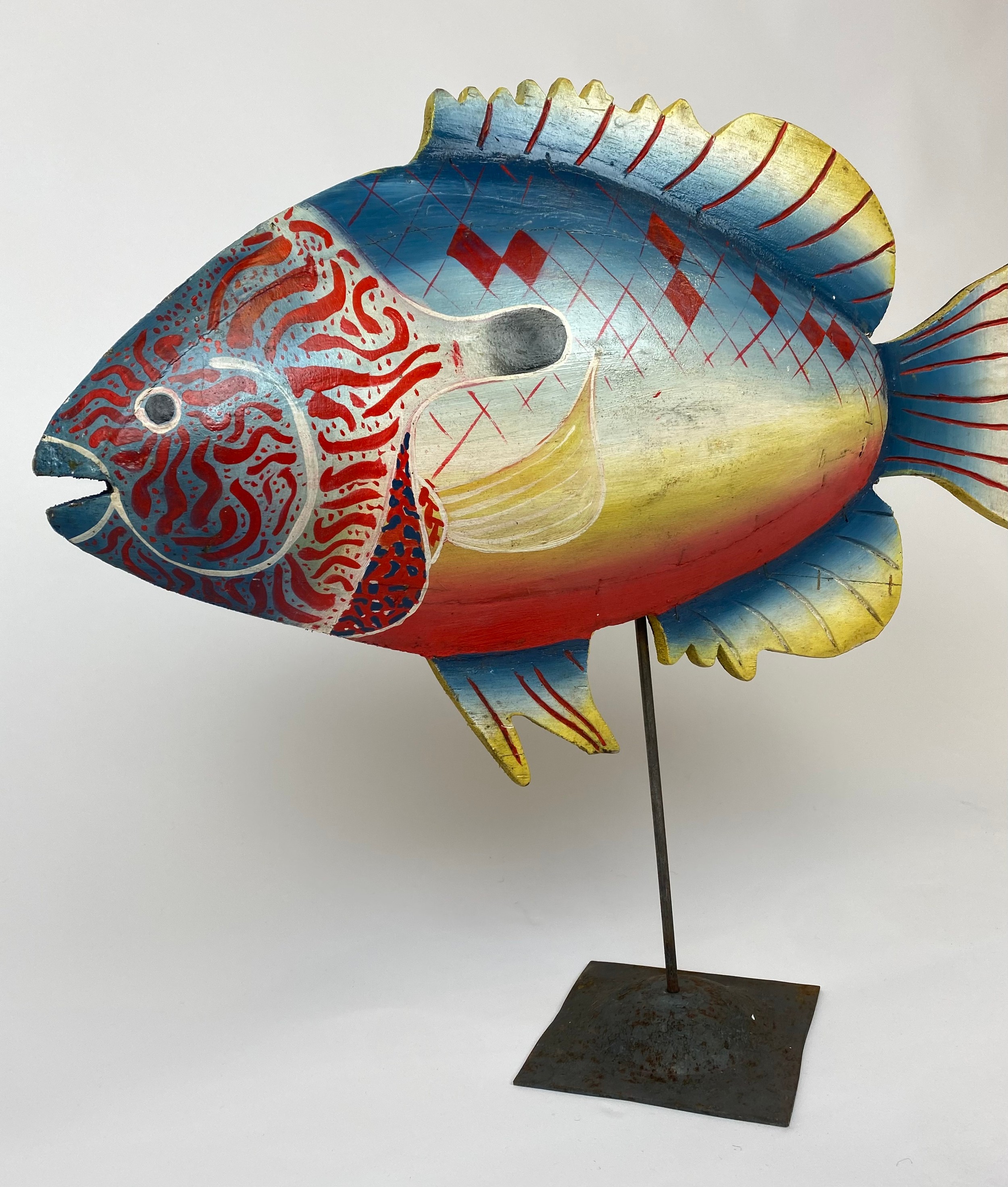 PARROT FISH ON STAND, carved and painted wood on metal stand, 60cm x 50cm H. - Image 2 of 2