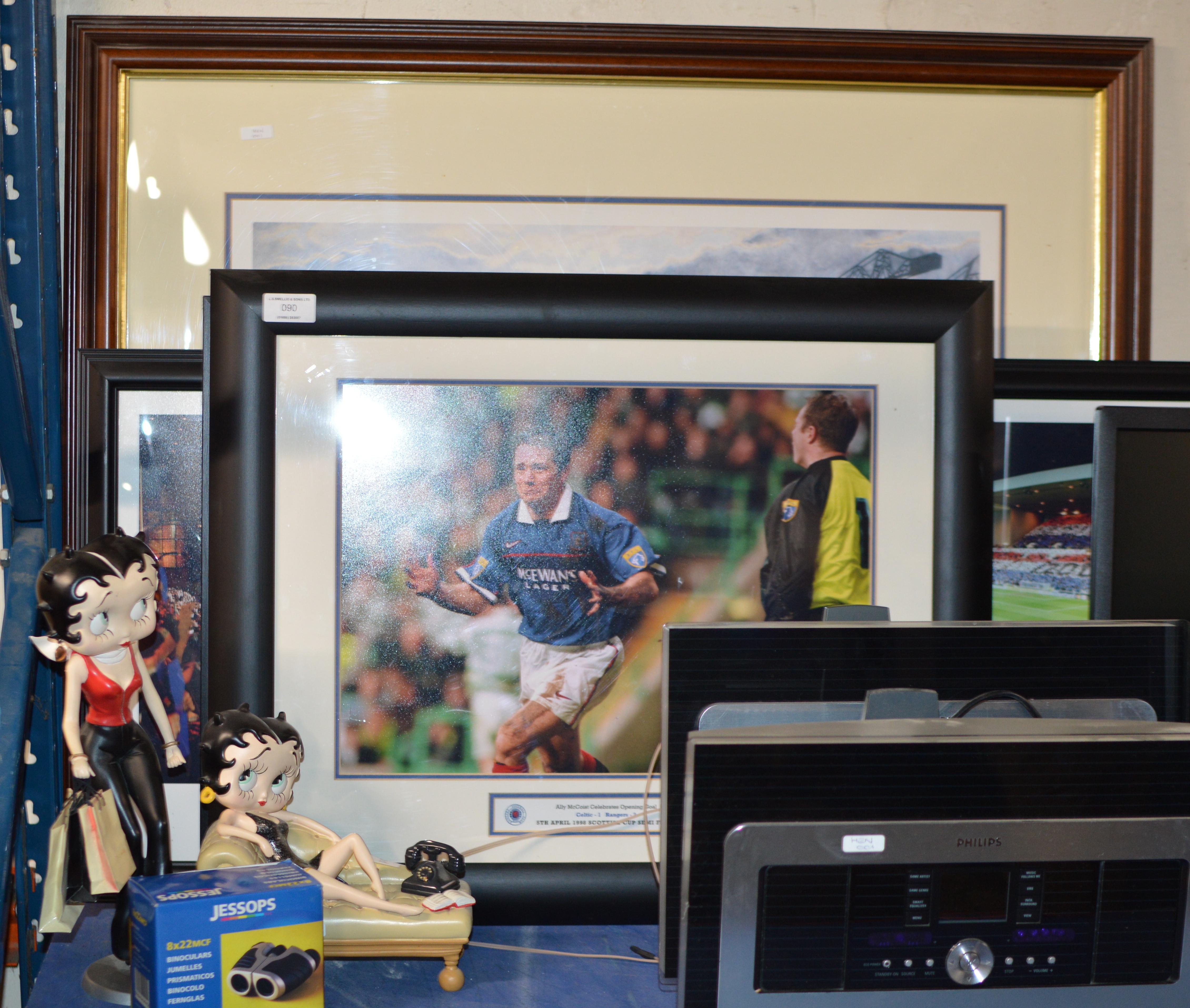 VARIOUS FRAMED RANGERS FC PICTURES, 2 BETTY BOOP MODELS & BOXED PAIR OF JESSOPS BINOCULARS