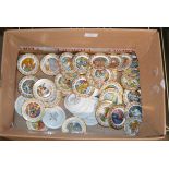 SET OF 50 FRANKLIN MINT MINIATURE PLATES