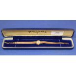 ROTARY LADIES 9 CARAT GOLD CASED WRIST WATCH ON 9 CARAT GOLD BRACELET - APPROXIMATE WEIGHT = 16