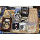 TRAY WITH ASSORTED COSTUME JEWELLERY, VARIOUS WRIST WATCHES, BANK NOTES ETC