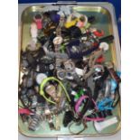 TRAY CONTAINING LARGE QUANTITY OF VARIOUS WRIST WATCHES - SPARES & REPAIRS