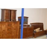 MODERN REPRODUCTION MAHOGANY BEDROOM SUITE COMPRISING PAIR OF 3 DRAWER BEDSIDE CHESTS, LARGE 6