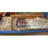 BOX & TRAY WITH VARIOUS CIGARETTE CARDS, AUTOGRAPH ALBUMS ETC