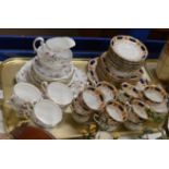 TRAY WITH QUANTITY VARIOUS TEA WARE, ROYAL STANDARD & ROSLYN