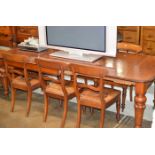 VICTORIAN MAHOGANY DINING ROOM TABLE WITH 6 CHAIRS