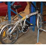 FOLDING BICYCLE